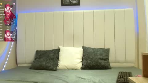 kendra_lux1 online show from November 2025 01:10:02 PM