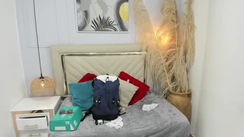 Snapshot of kendra_milf1 chatting on January 2025 06:38:02 PM kendra_milf1 online show from January 2025 06:38:02 PM