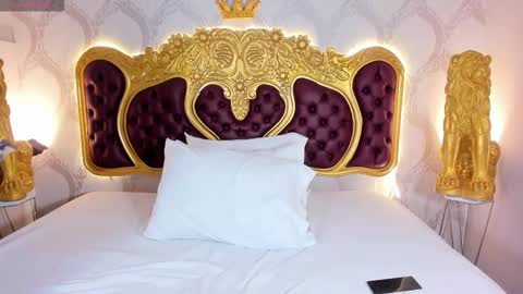 Kendral  online show from November 2025 04:36:01 AM