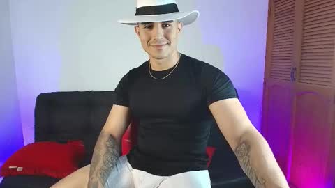 kenfit07 online show from January 2026 03:05:01 PM