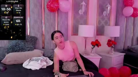 keniavelvet  online show from February 2026 01:40:01 PM