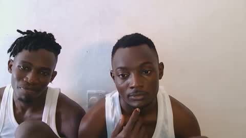 Kenia online show from October 2025 10:27:02 AM