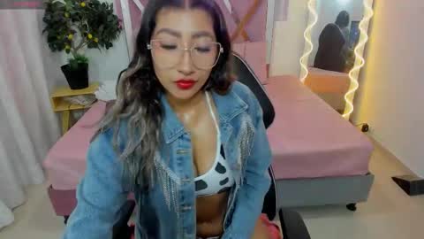 Snapshot of kenndal_tay chatting on September 2025 03:17:02 AM kenndal_tay online show from September 2025 03:17:02 AM