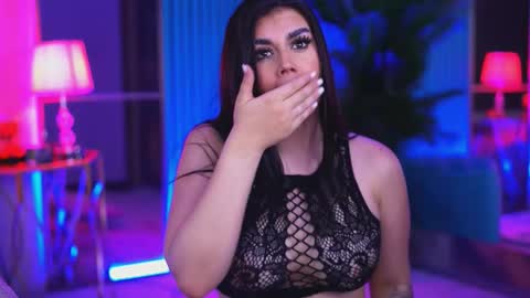 Kendra online show from November 2025 04:07:02 PM