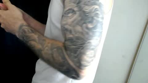 Kennfox777 online show from May 2026 02:27:01 AM