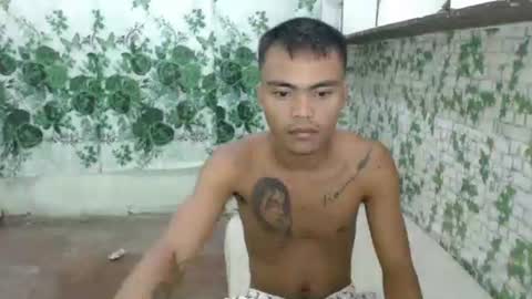 kenneth_jeey online show from April 2026 10:32:02 AM