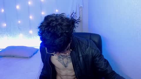 kenny online show from December 2024 06:28:02 PM