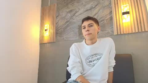 kenny_hank online show from March 2026 03:45:02 AM