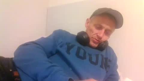 Snapshot of kennyboyk chatting on May 2026 10:06:02 PM kennyboyk online show from May 2026 10:06:02 PM