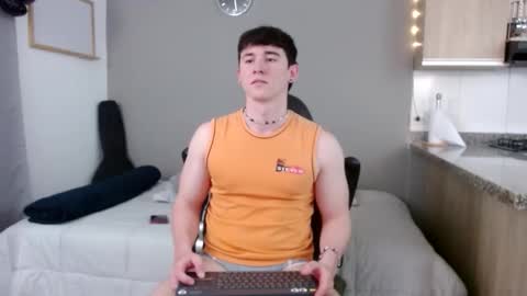 Santiago online show from October 2025 05:26:02 AM