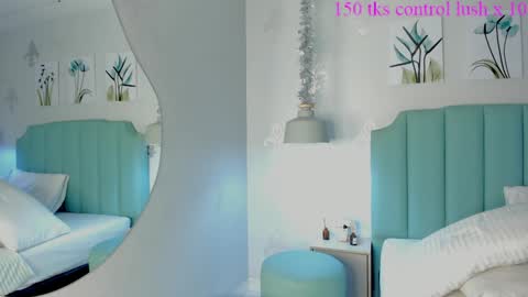 Snapshot of kentha_mitchells chatting on February 2025 01:30:02 PM kentha_mitchells online show from February 2025 01:30:02 PM