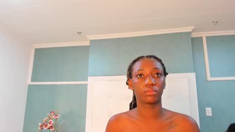 Snapshot of kentha_mitchells chatting on September 2025 10:50:01 AM kentha_mitchells online show from September 2025 10:50:01 AM