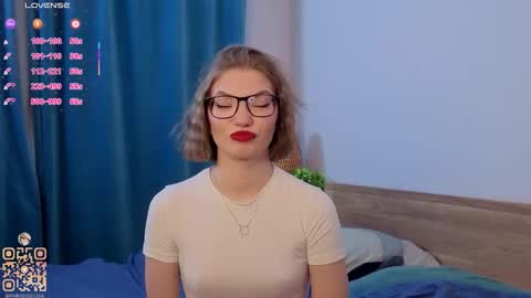 Lisa online show from March 2026 02:04:02 AM