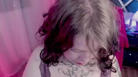 Snapshot of kenziesharik chatting on March 2025 08:21:01 PM Kenzie online show from March 2025 08:21:01 PM