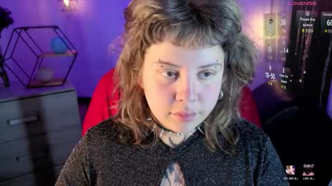 Snapshot of kenziesharik chatting on November 2025 05:06:01 AM Kenzie online show from November 2025 05:06:01 AM