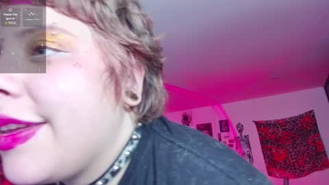 Kenzie online show from April 2026 05:54:02 AM