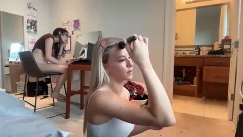 kenziesmithh online show from January 2026 06:24:02 PM