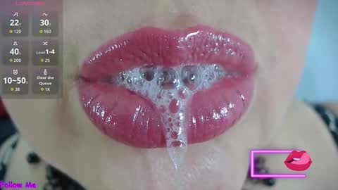 K E R L Y online show from October 2025 12:13:02 PM