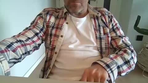 Anton online show from April 2026 03:09:02 PM