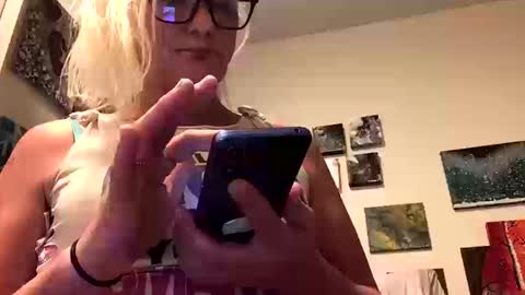 KeroseneAngel online show from October 2025 05:35:01 PM