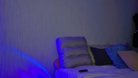 kess_edison online show from December 2025 05:42:02 PM