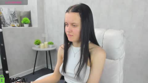 kessi_millis online show from January 2026 12:58:01 AM