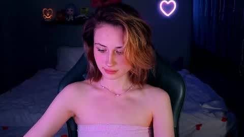 Snapshot of keti_moon chatting on June 2026 06:51:01 PM Keti 3 online show from June 2026 06:51:01 PM