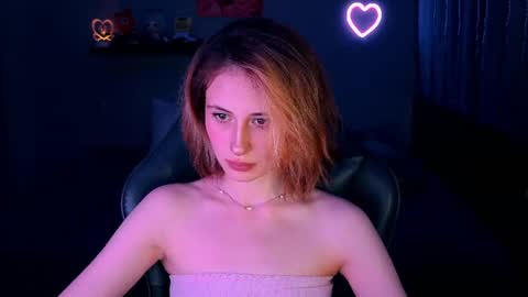 Snapshot of keti_moon chatting on June 2026 07:05:01 PM Keti 3 online show from June 2026 07:05:01 PM