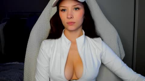 ketlinrous online show from October 2025 12:17:02 PM