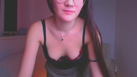 Snapshot of ketrin_pirsss chatting on January 2025 03:29:01 AM Ketrin online show from January 2025 03:29:01 AM