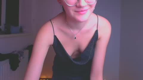 Snapshot of ketrin_pirsss chatting on January 2025 12:01:01 AM Ketrin online show from January 2025 12:01:01 AM