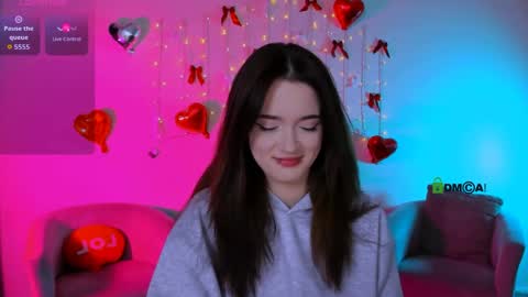 ketty_kitt online show from April 2026 07:03:02 PM