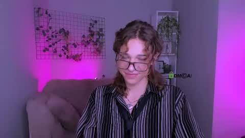 kevi here online show from September 2025 08:30:01 PM