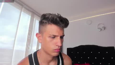 Kevin Ahs online show from October 2025 09:21:01 PM