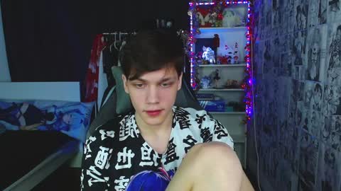 Snapshot of kevin_joestar chatting on December 2024 07:58:02 AM Kevin online show from December 2024 07:58:02 AM