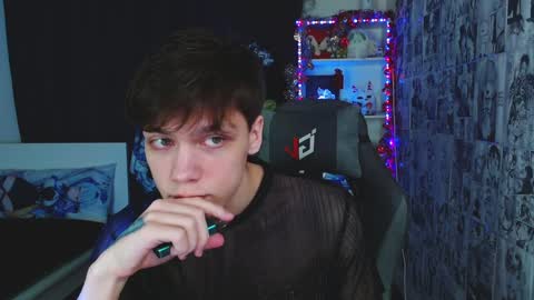 Snapshot of kevin_joestar chatting on December 2024 05:29:02 AM Kevin online show from December 2024 05:29:02 AM