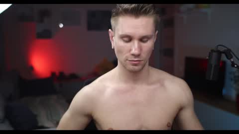 Kev online show from December 2024 09:09:02 PM