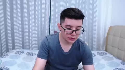 Snapshot of kevinhunts chatting on February 2025 05:48:02 AM Kevin online show from February 2025 05:48:02 AM