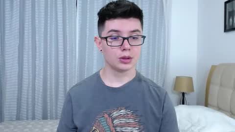 Kevin online show from September 2025 08:32:02 PM