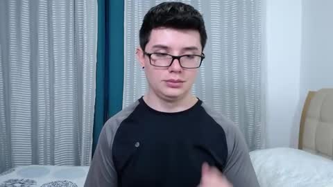 Kevin online show from December 2025 11:32:02 PM