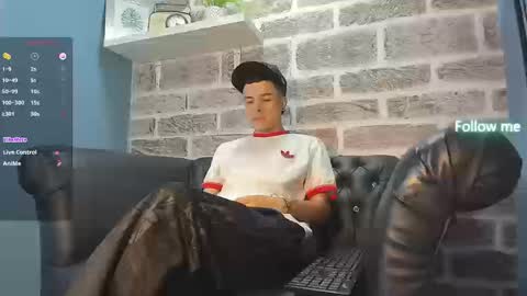 Sexy  Hot Kevin online show from September 2025 09:07:02 PM