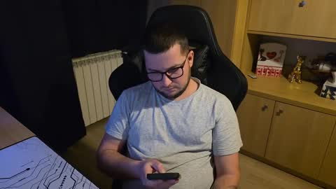 Kevinn online show from February 2026 02:16:01 AM