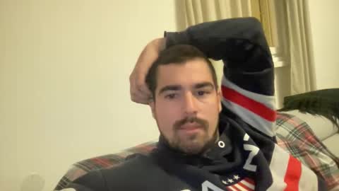 kevinpillobello online show from December 2025 04:47:02 PM