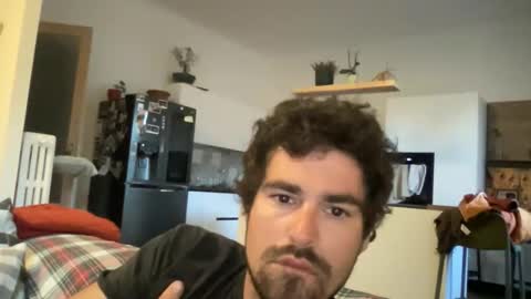 kevinpillobello online show from April 2026 05:24:02 PM