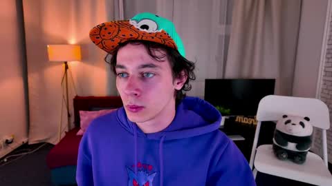 kevinstrike online show from April 2026 08:14:02 PM