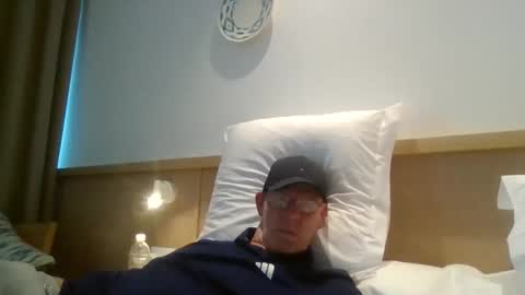 Snapshot of kevlooking4sez chatting on May 2026 11:51:01 AM kevlooking4sez online show from May 2026 11:51:01 AM