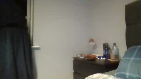 Snapshot of kevlooking4sez chatting on May 2026 11:57:02 PM kevlooking4sez online show from May 2026 11:57:02 PM