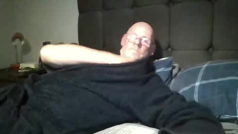 Snapshot of kevlooking4sez chatting on May 2026 11:24:01 PM kevlooking4sez online show from May 2026 11:24:01 PM