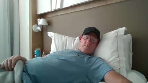 Snapshot of kevlooking4sez chatting on June 2026 03:14:02 PM kevlooking4sez online show from June 2026 03:14:02 PM