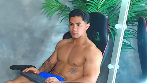 Snapshot of key_will1 chatting on July 2026 04:53:02 PM Keywill online show from July 2026 04:53:02 PM
